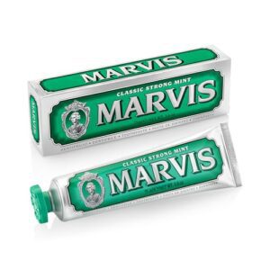 Marvis Pasta de dientes Classic Strong Mint, 3.8 Onz